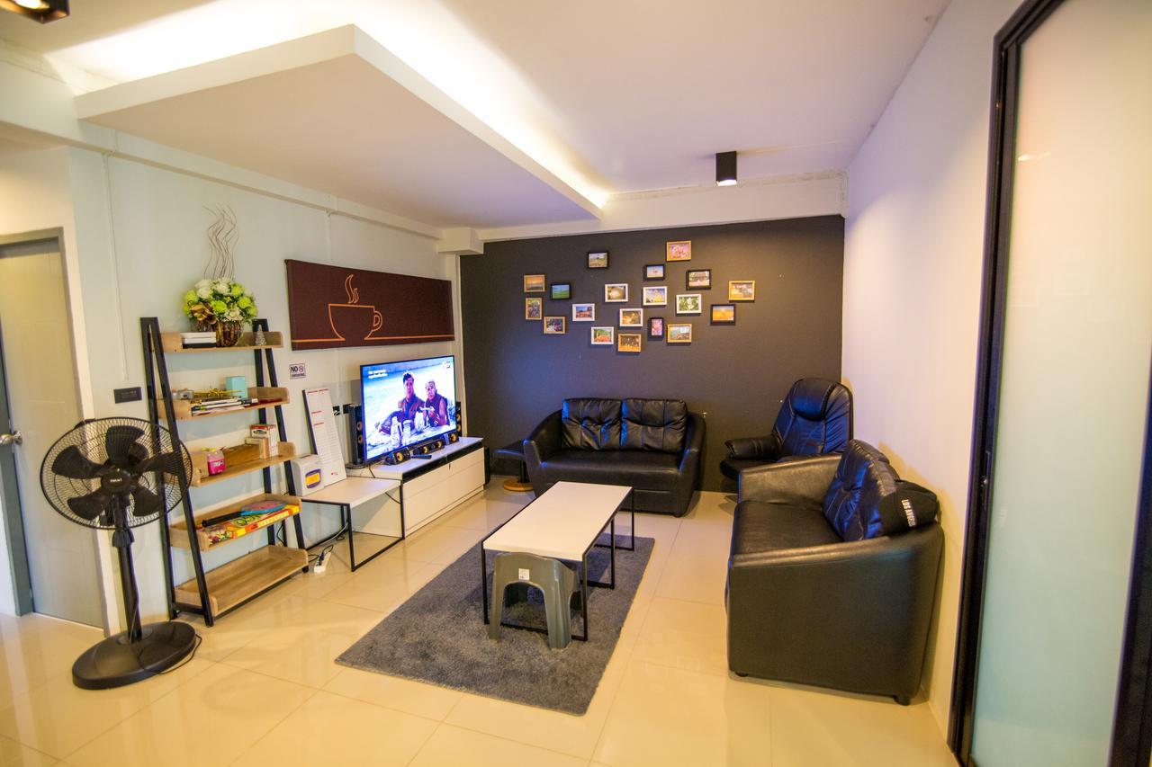 Ostello Soft Dormtel Jedyod ซอฟ ดอรมเทล 7 ยอด Chiang Mai Esterno foto